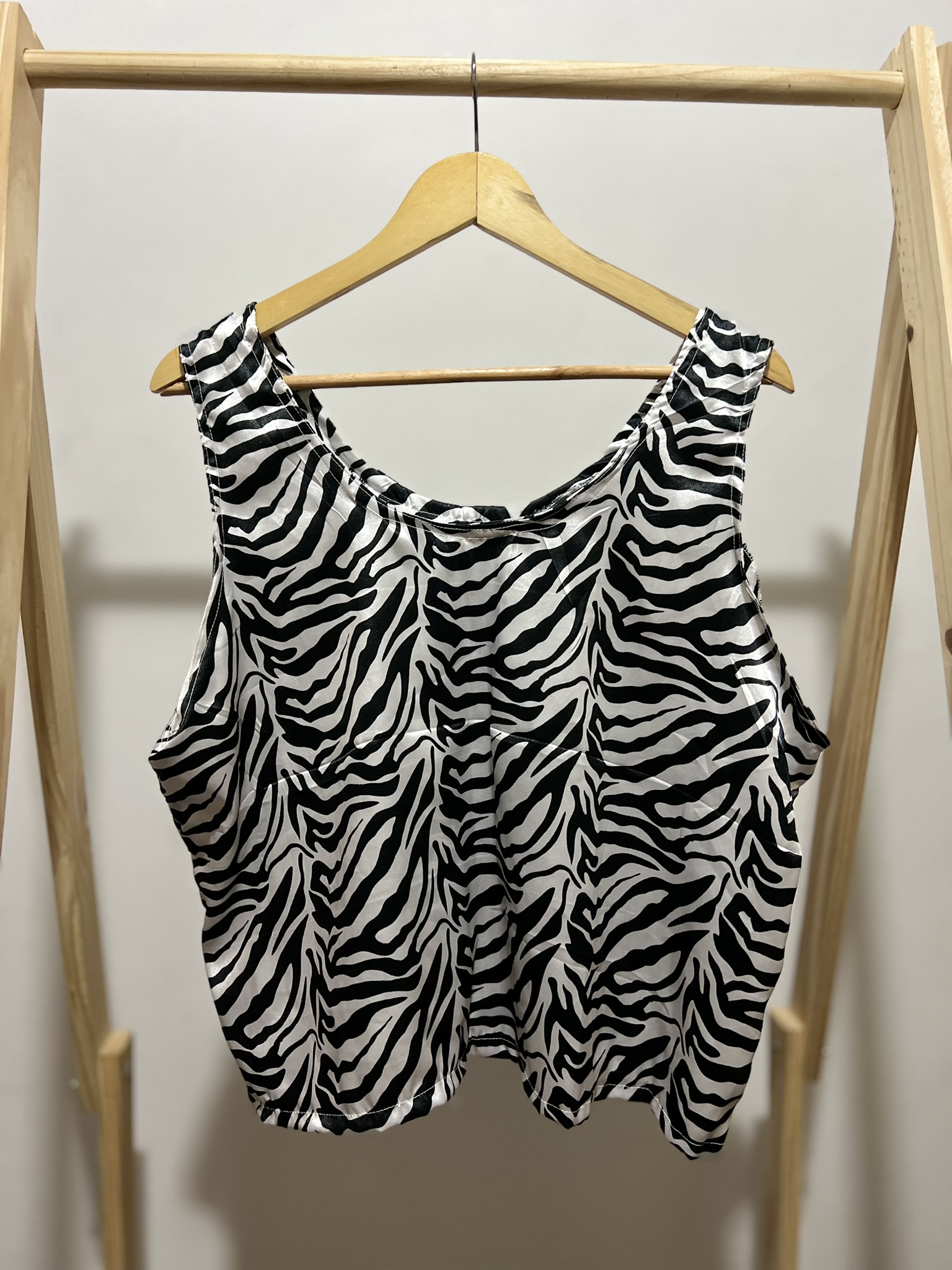 Regata de cetim zebra