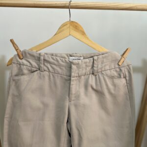 Calça Calvin Klein corte reto