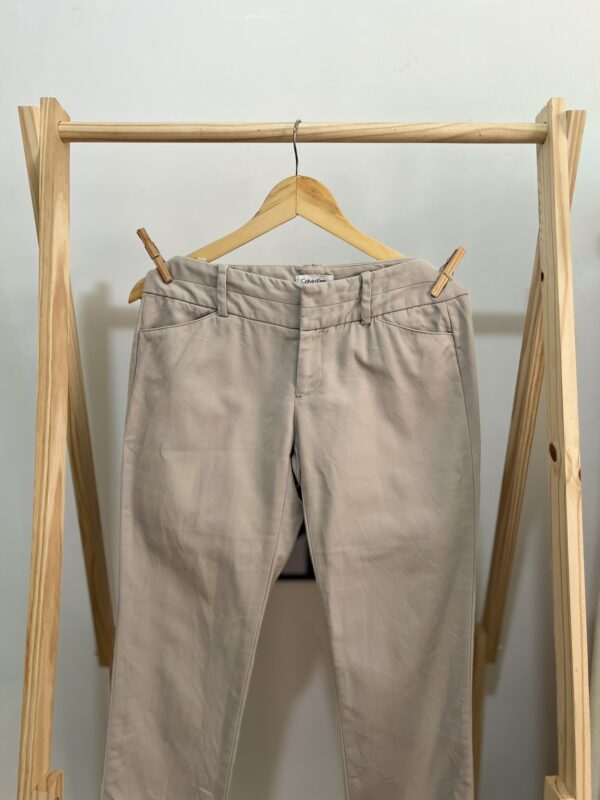 Calça Calvin Klein corte reto - Imagem 2