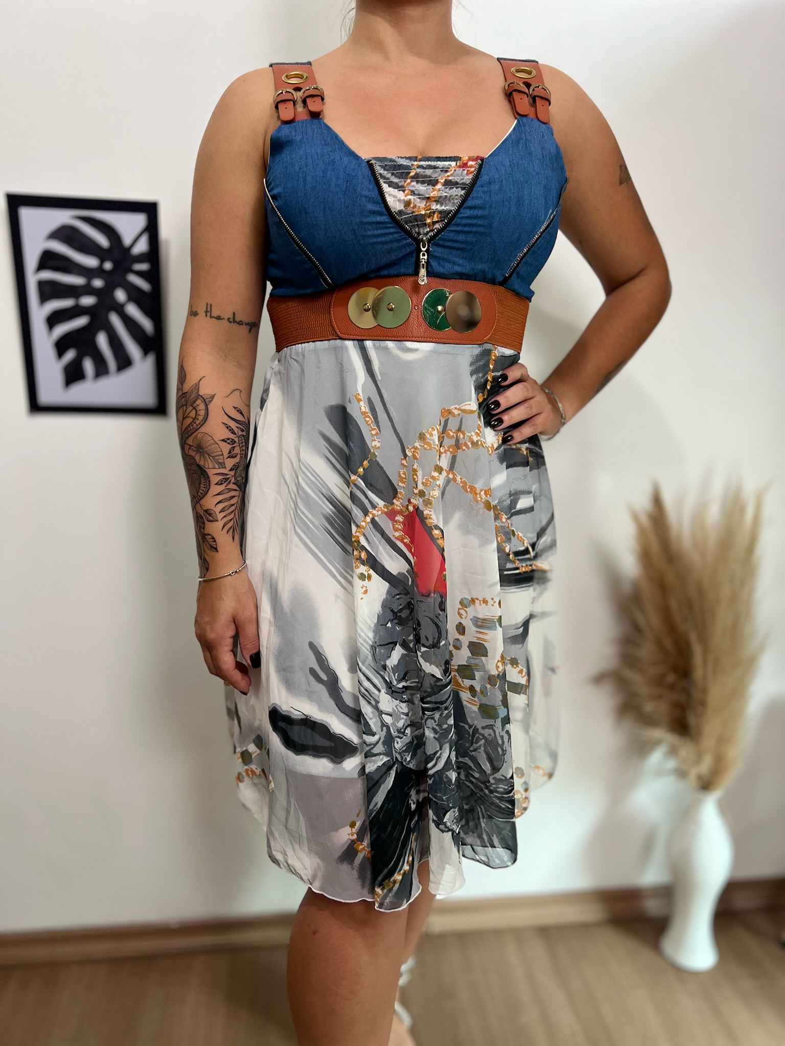 vestido curto regata