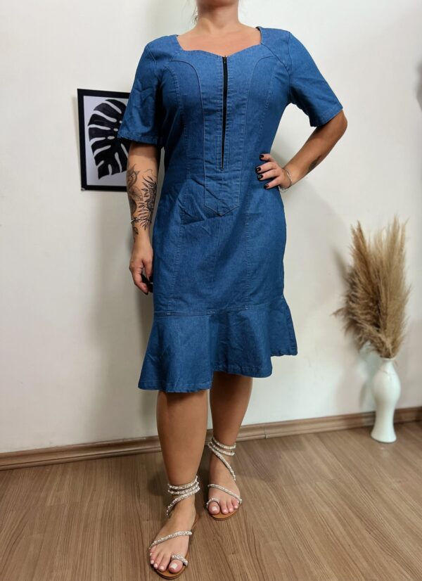 Vestido jeans mídi de manga curta - Imagem 2