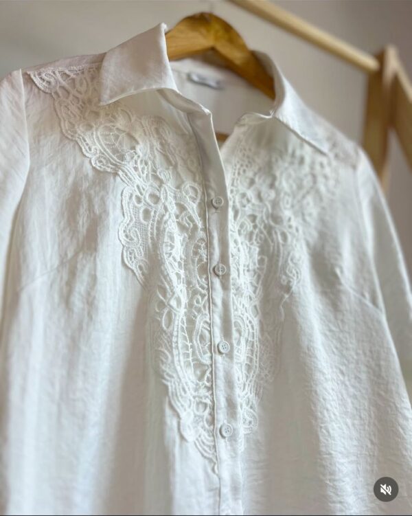 Camisa social branca com renda - Imagem 7