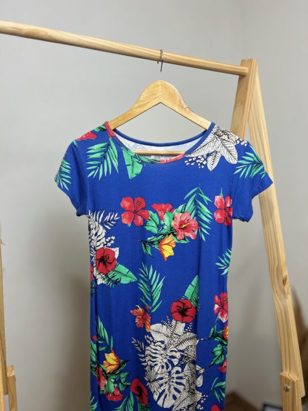 Vestido floral azul - Imagem 4