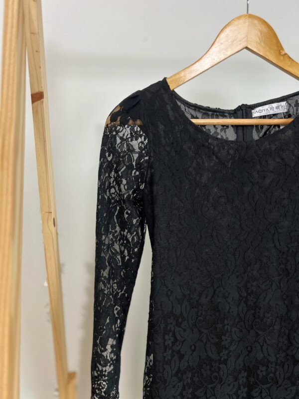 Vestido novo de renda preto - Imagem 2