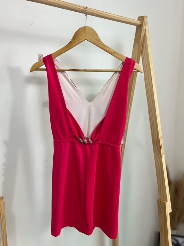 Vestido rosa de paetê - Imagem 2