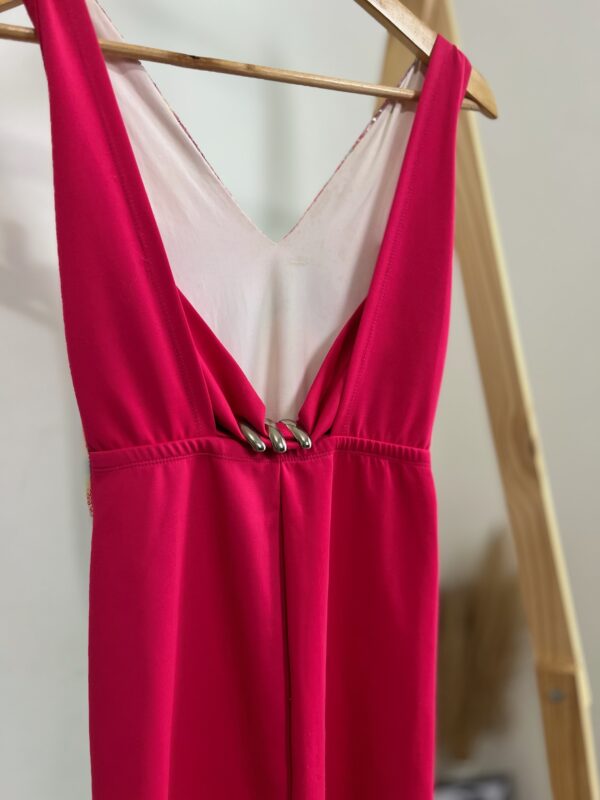 Vestido rosa de paetê - Imagem 3