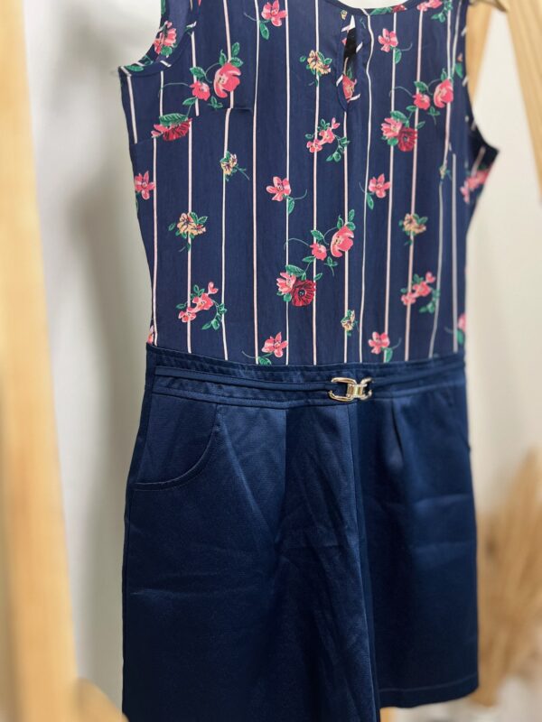 Macaquinho com shorts azul marinho - Imagem 8