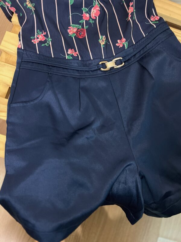 Macaquinho com shorts azul marinho - Imagem 5