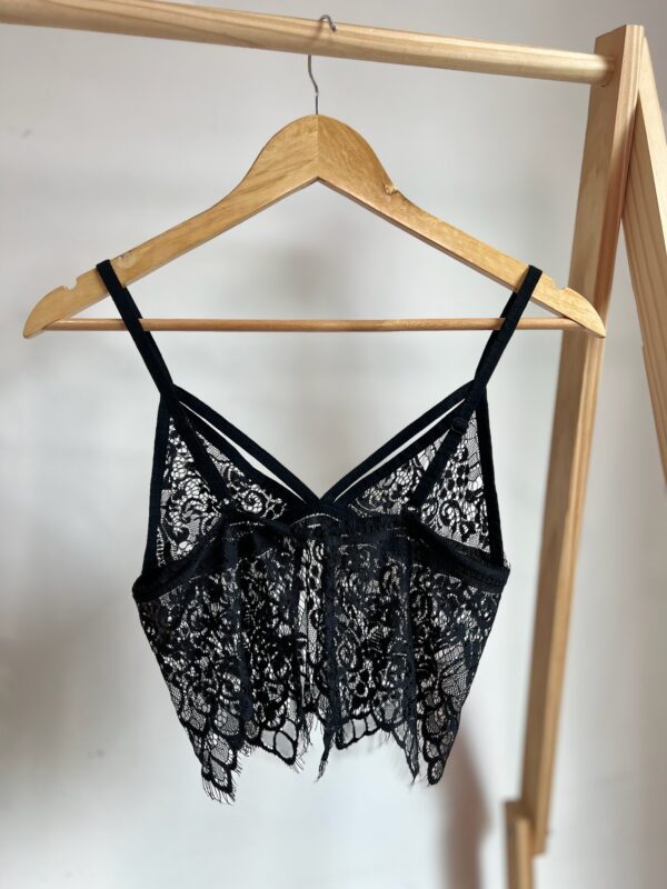 Cropped/Top de Renda - Imagem 4
