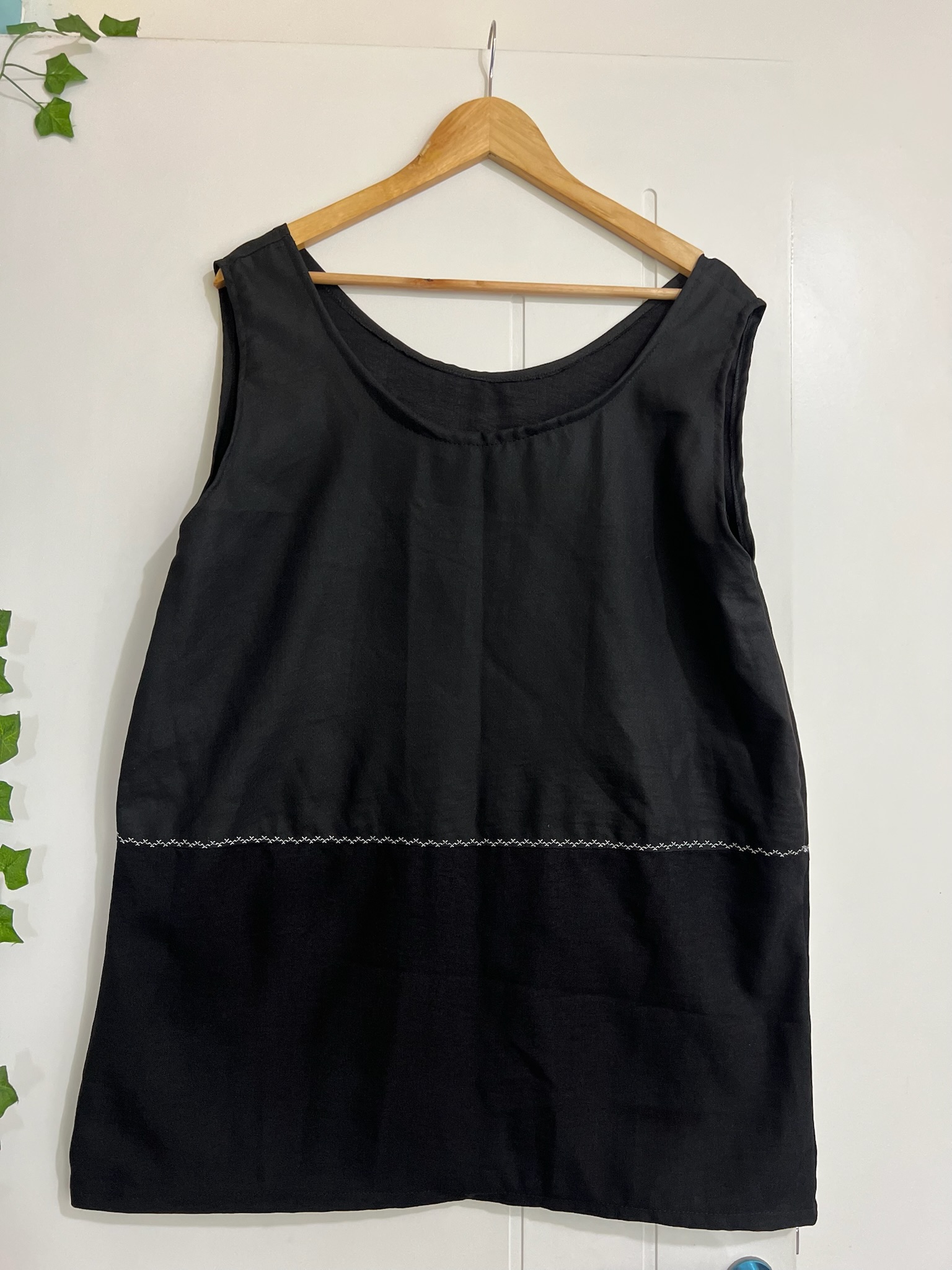 Vestido regata preto