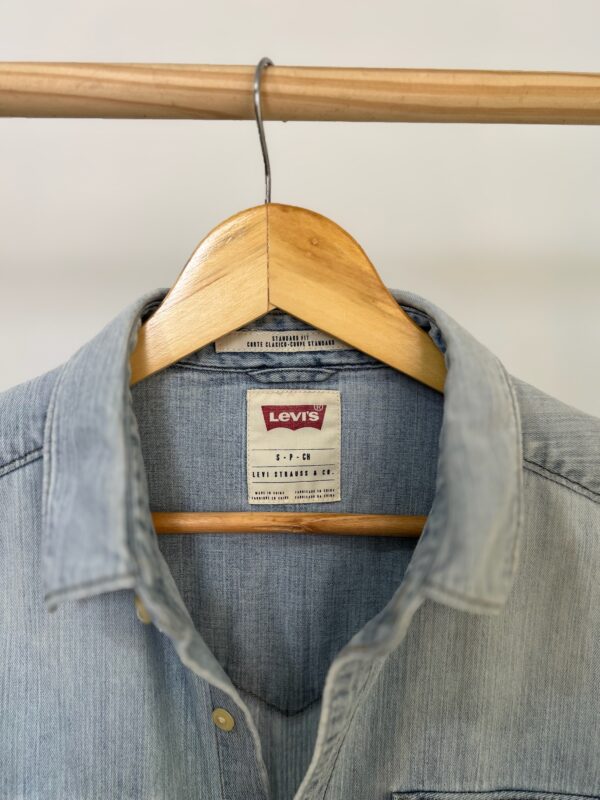Camisa Jeans Levis - Imagem 2