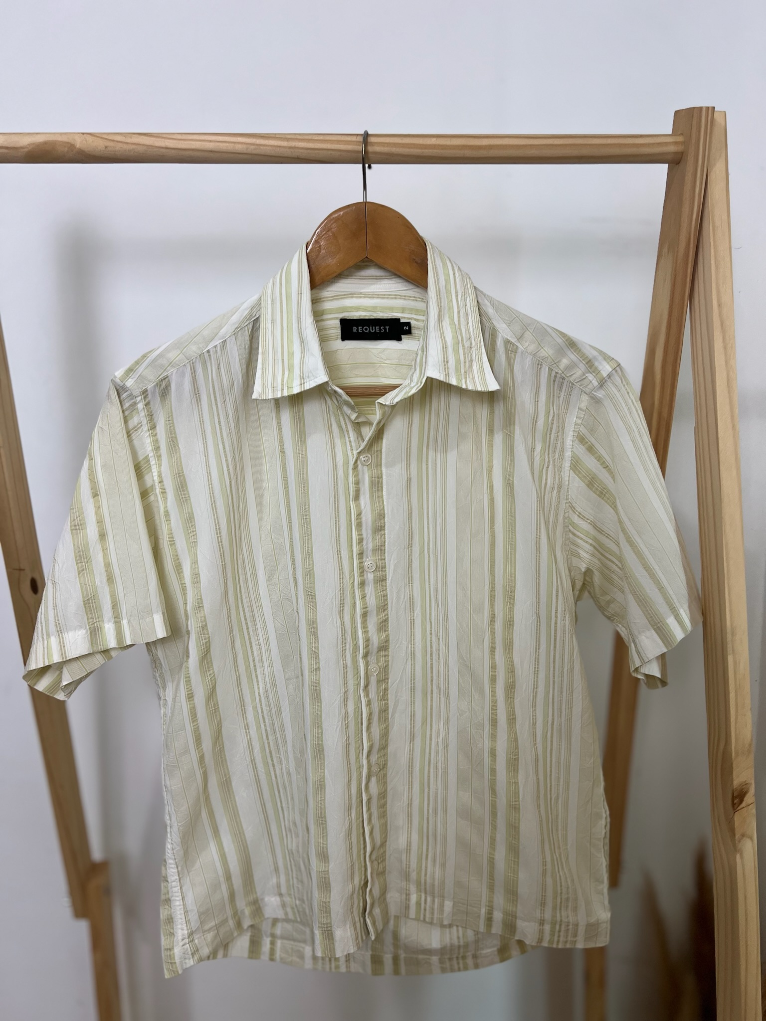 Camisa Request Listrada