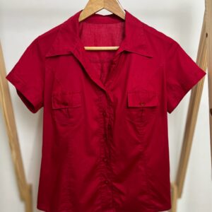Camisa vermelha
