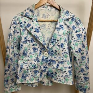 Casaco/Blazer branco com flores azuis