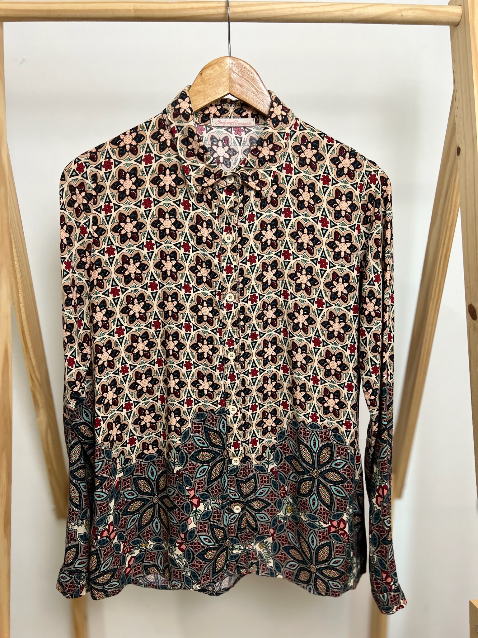 Camisa Surf.com estampada