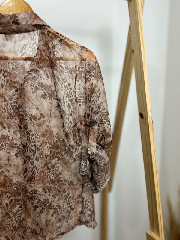 Camisa animal print transparência - Imagem 7
