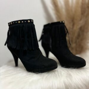Bota de camurça e franjas Beira Rio