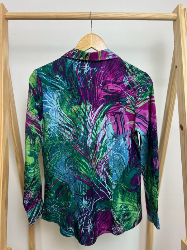 Camisa colorida - Imagem 6