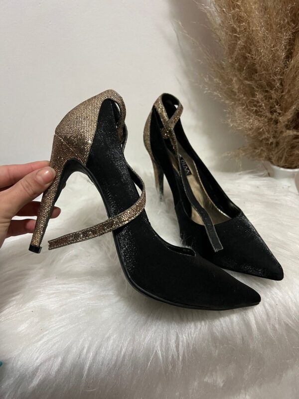 Scarpin Ramarim preto c/ dourado de brilho - Imagem 2