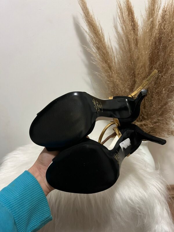 Sandália L'atelier preta com dourado - Imagem 3