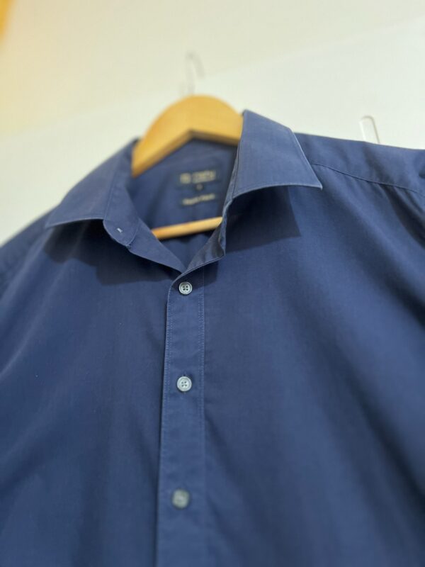 Camisa Raphy azul marinho - Imagem 6