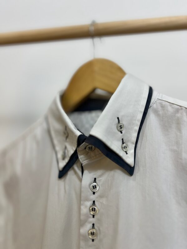 Camisa Xagon Man branca com detalhes azul - Imagem 6