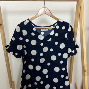 Blusa meia manga de bolinha