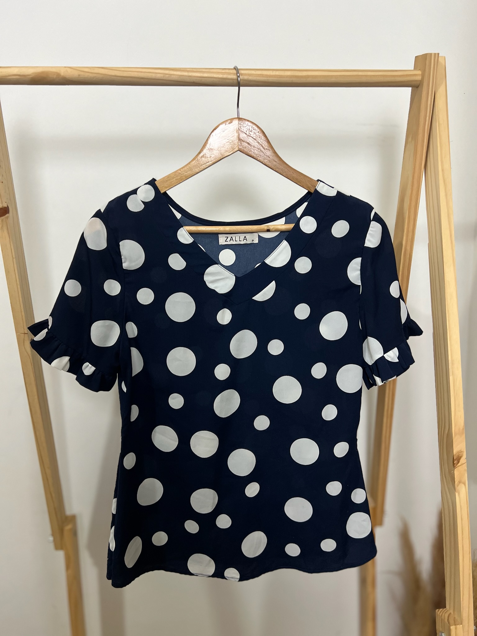 Blusa meia manga de bolinha