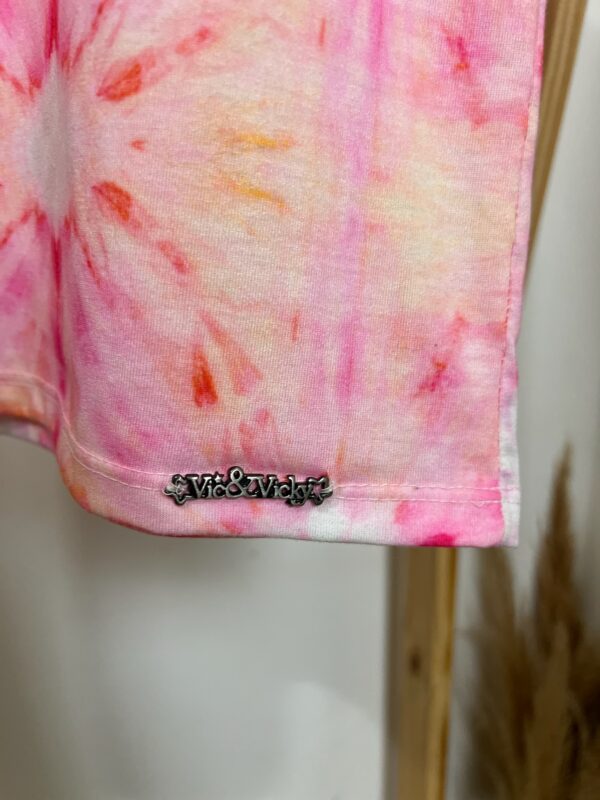Camiseta rosa estilo Tie-Dye - Imagem 3