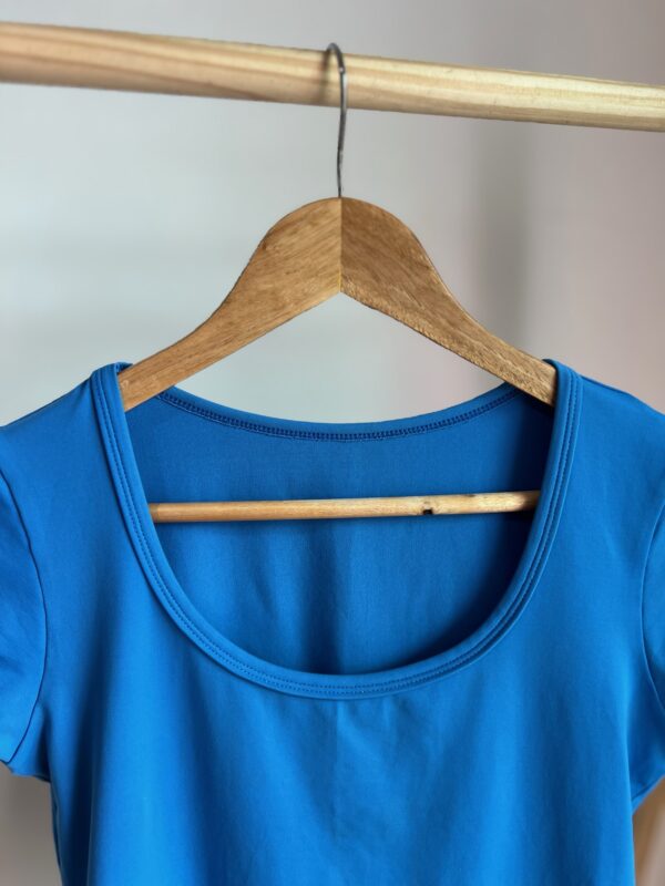 Camiseta azul - Imagem 3