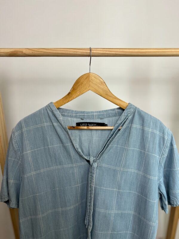 Blusa Ufo Way azul com listras - Imagem 2